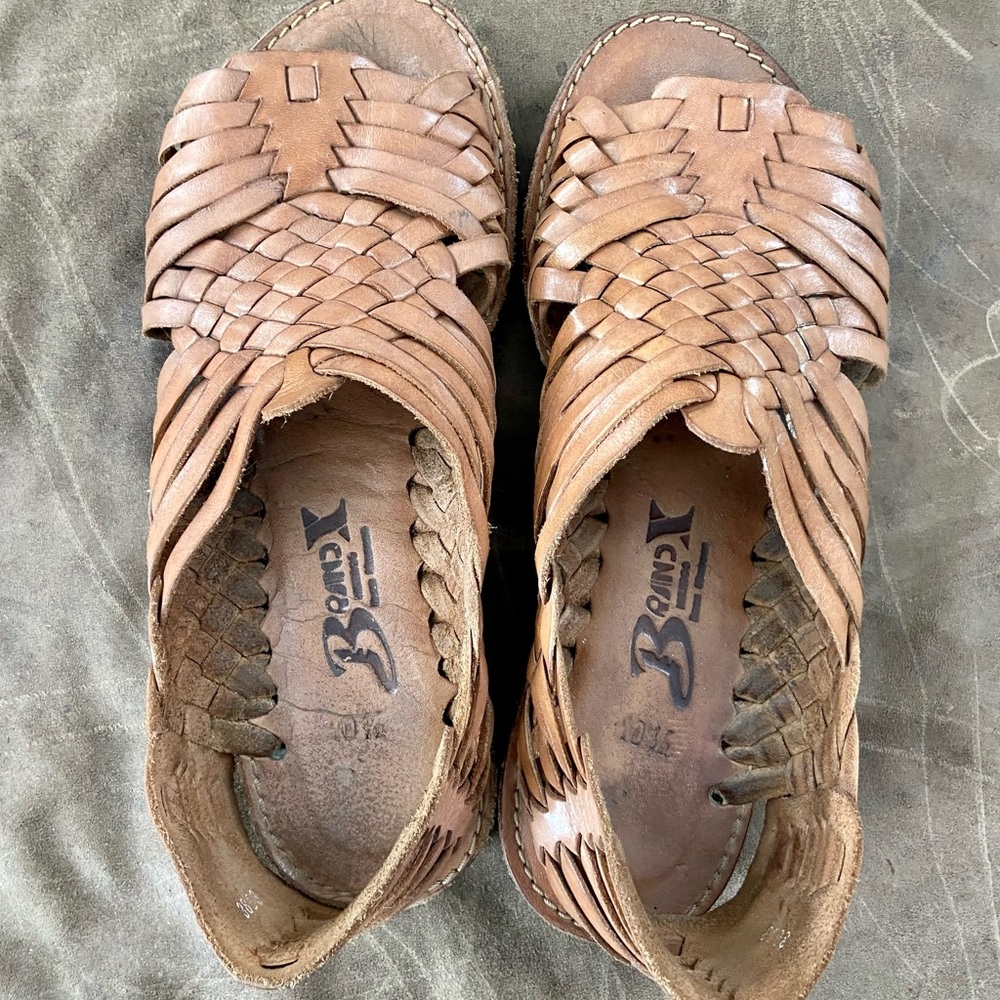 Brand X huarache sandal size women’s 10.5